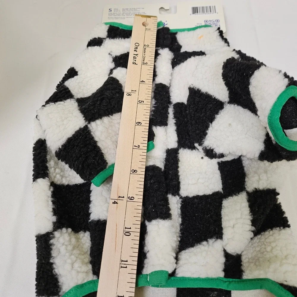 Oodles Dog Apparel Fleece Small Black White Checkered‎ Green Trim 10-18 lbs NEW